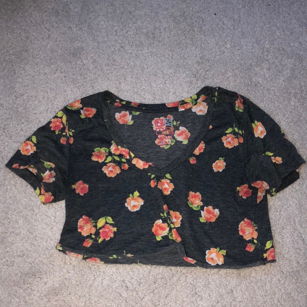 Floral cropped top